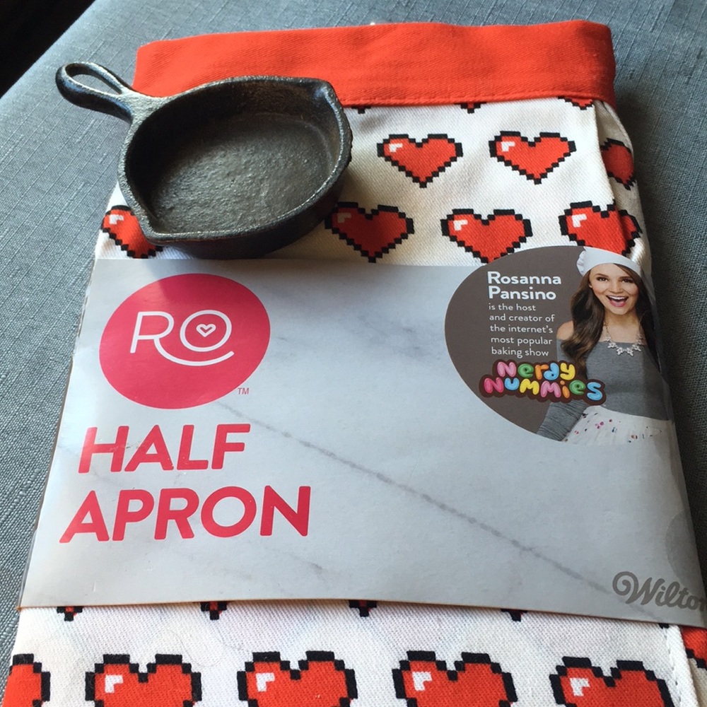 Half apron with hearts and Baby skillet